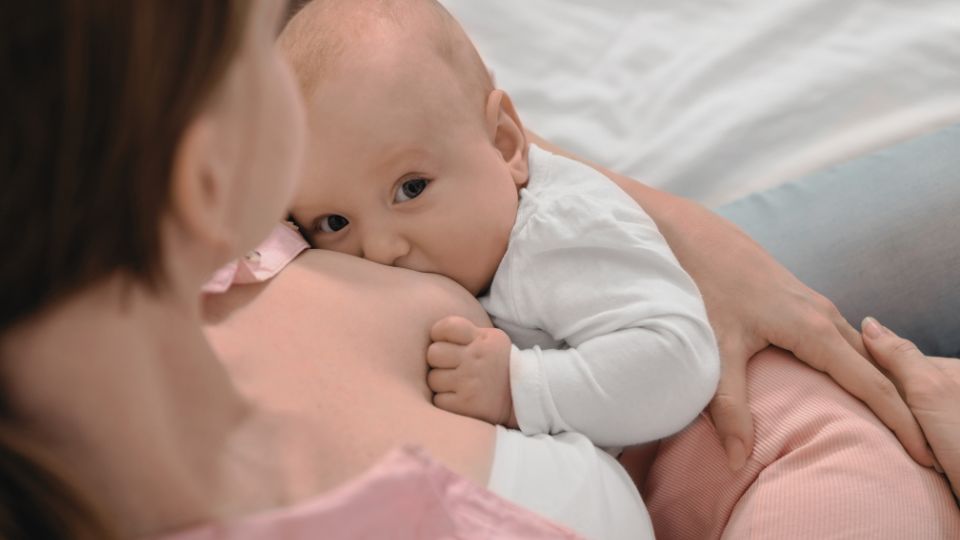 ¿Es posible la lactancia si tengo psoriasis?